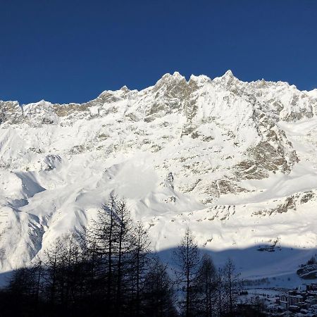 Апартаменты La Coquille De Neige Брей-Червиния Экстерьер фото